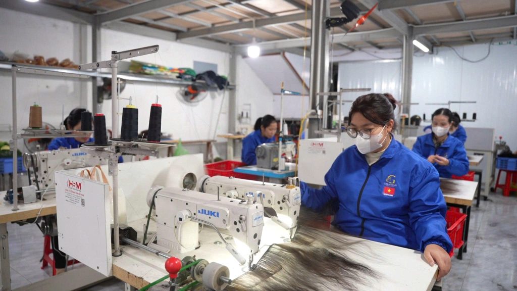 14 Inch Hair Ideal Length for Effortless Beauty 23 GreatHair supplies 100% human hair