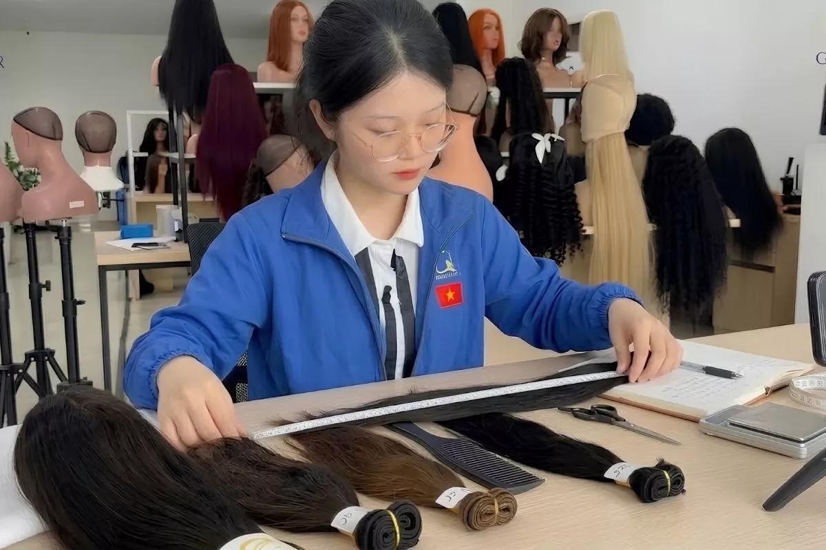 How to Test Hair Samples Before a Bulk Order 2 Confirm the product matches the order